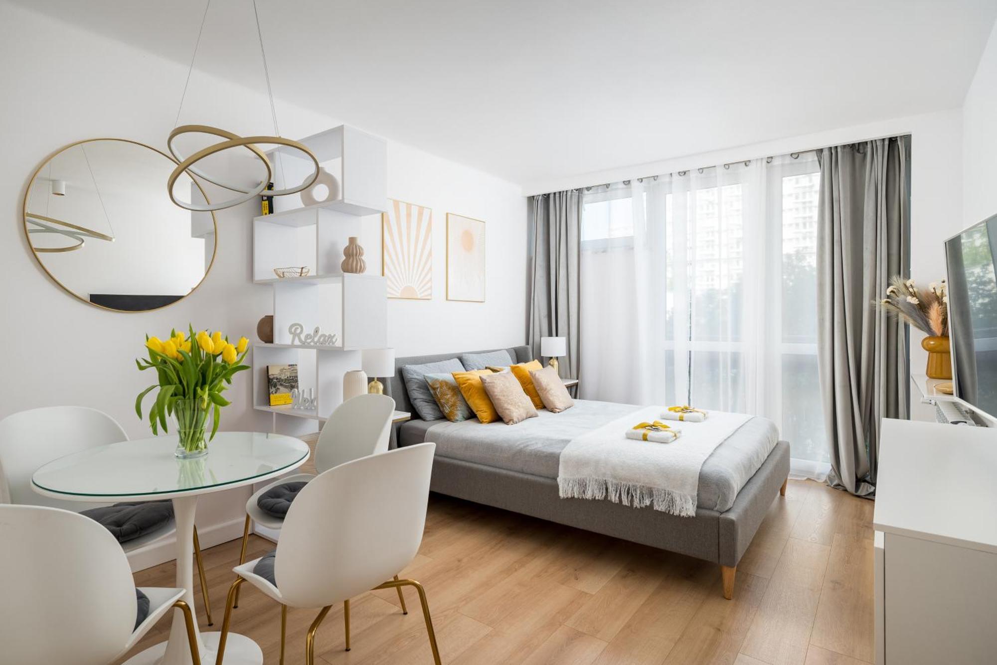 Gold Premium Central Suite 950 M To Central Station Parking Warsawa Bagian luar foto