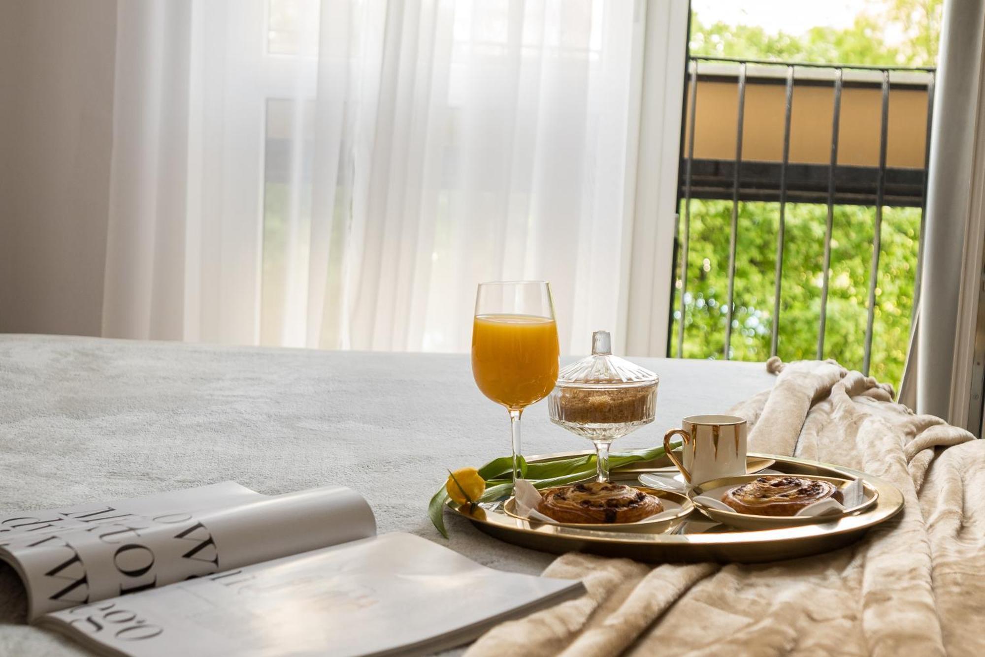 Gold Premium Central Suite 950 M To Central Station Parking Warsawa Bagian luar foto